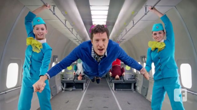 OK Go又來了！新MV《Upside Down & Inside Out》大玩無重狀態拍攝