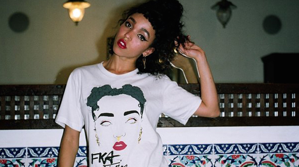 [Music X Fashion] 英國創作女歌手FKA Twigs開設網店售賣個人週邊商品